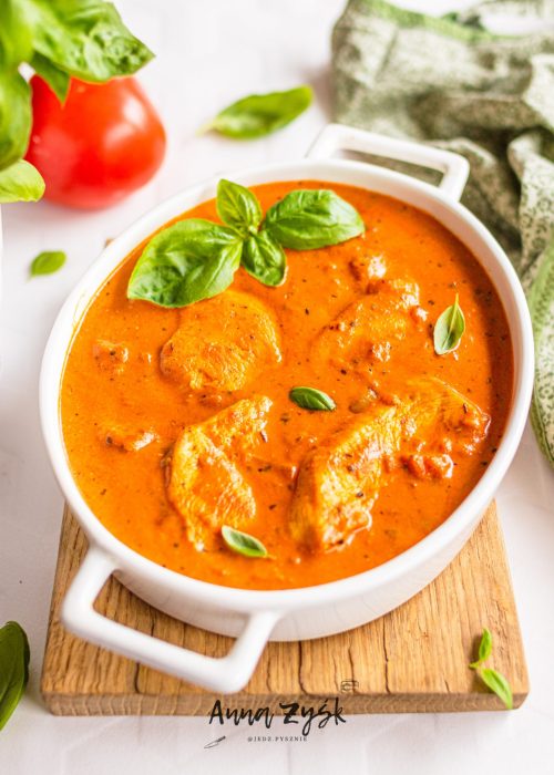 Pierś kurczaka w kremowym sosie